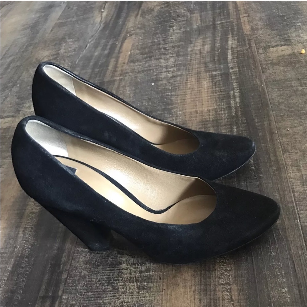Dolce & Gabbana Heels Size 37 black suede 4” heels